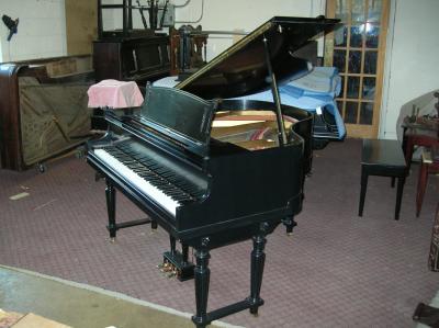 Lauter Apartment Size Baby Grand